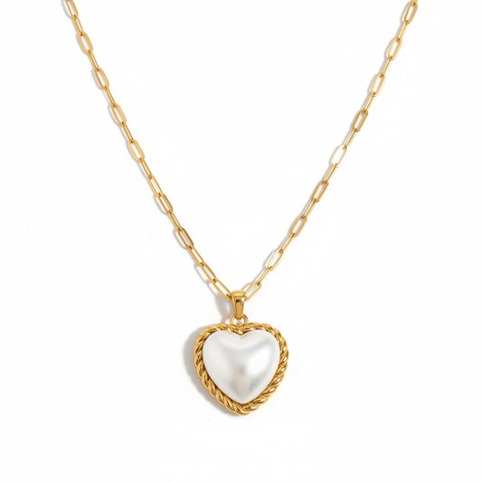 Pearl Heart Exquisite Necklace